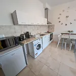 In - Balaton 53602 Apartman